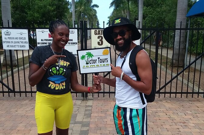 Montego Bay Jamaica MBJ Airport Transfer to Hotels in Montego Bay - What’s Included vs. Not Included (So You Can Plan Snacks)