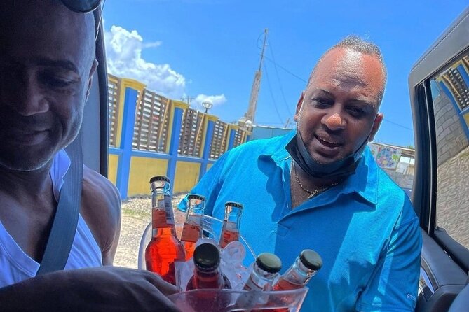 Montego Bay, Negril, Ocho Rios Areas Private Luxury Transfer - Price Per Group: Getting Value Instead of Just Paying More