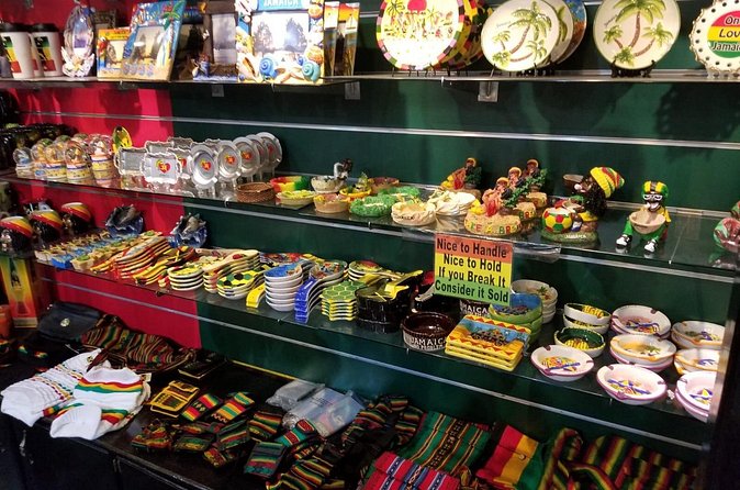 Montego Bay Shopping - Getting in the groove with DG TOURS pickup
