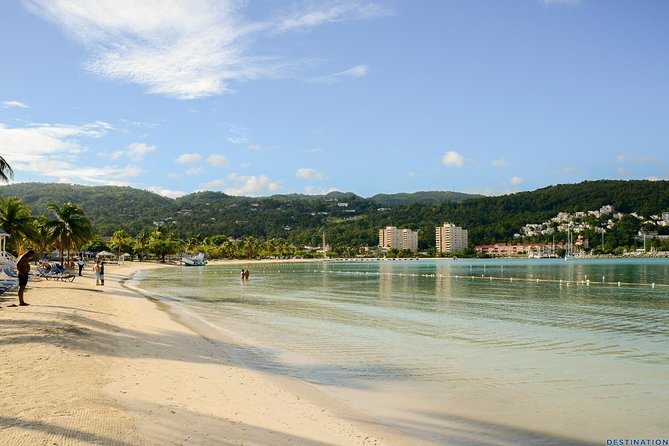 Montego Bay Sightseeing and Shopping Tour - A 9:00 am Montego Bay tour that starts with a plan