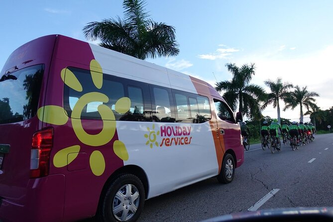 MontegoBay Airport to Ocho Rios: One way/Round Trip cheap Shuttle - Comfort, Cleanliness, and What to Expect Inside