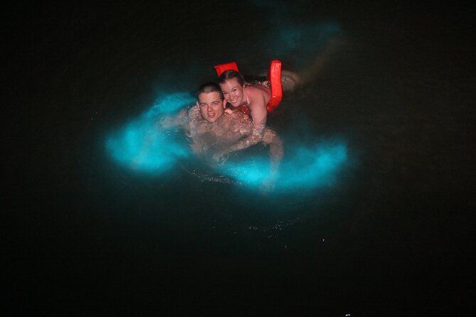 Mystic Lagoon Night-Time Cruise and Swim from Montego Bay & Trelawny - Rum beverage and the “feel-good” rhythm