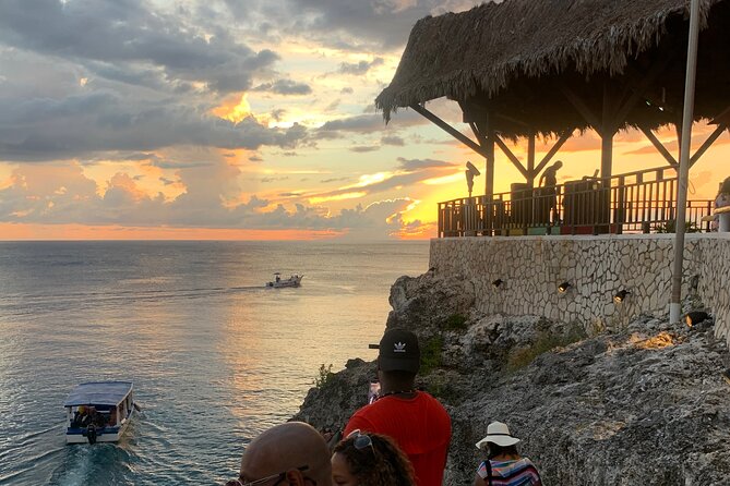Negril 7 mile Beach, Party Catamaran Cruise , Snorkeling and Ricks Cafe Combo - Logistics that matter: timing, comfort, and what to bring