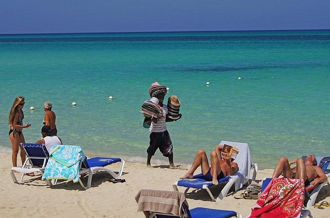 Negril 7 Mile Beach & Rick's Café Combo Tour from Montego Bay - What to Do With Your Time: Picking a Beach Plan That Fits the Schedule
