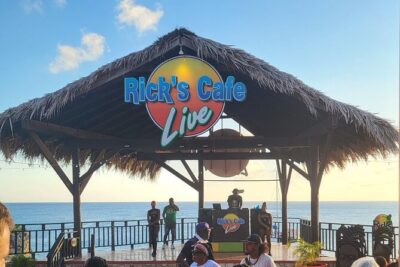 Negril Beach Break and Ricks Cafe - Montego Bay Cruise Port - Negril Beach Break: 7 Miles, Music, and Optional Lobster Grill