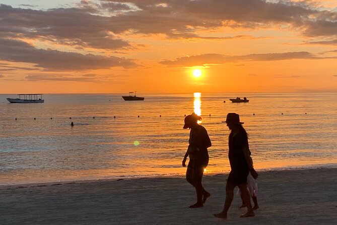 Negril Experience 1- 4 Persons - Rick’s Cafe: Cliffs, Sea Views, and Photo Help