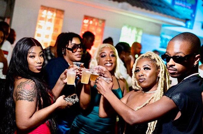 Nightlife in Montego Bay| Lounge 27/27, , Pier 1 - Service Level That Shows Up Late at Night