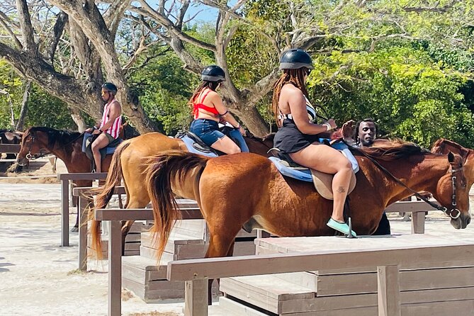 OCEAN HORSE-BACK RIDING & BAMBOO RAFTING + Limestone MASSAGE - Ocean horseback riding: the 1-hour “slow down” portion