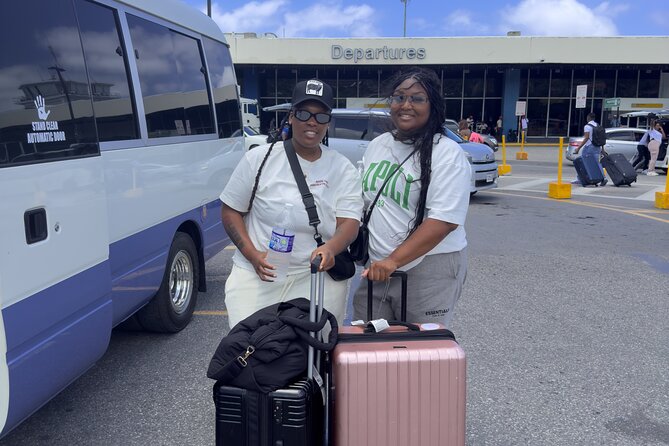 Princess Grand Hotels Airport Transportation Service - Optional stops and photo breaks: how to use the flexibility well
