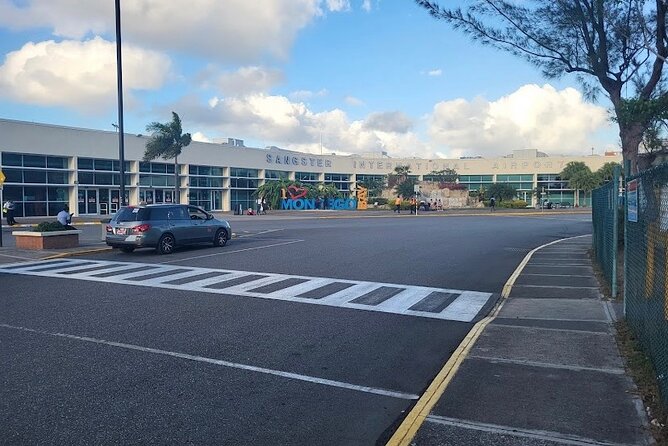Private Airport Pickup and drop off in Jamaica - Comfort that starts the second you leave Sangster