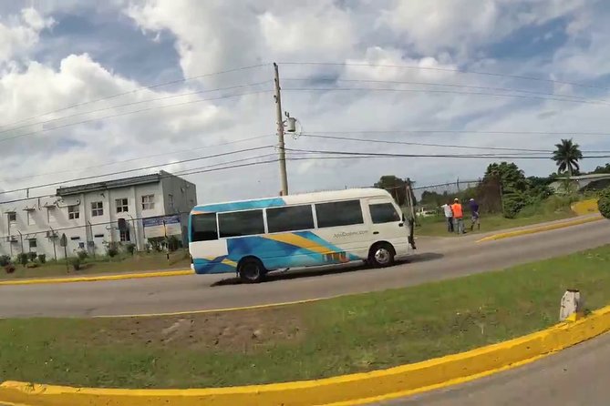 Private Airport Transfer in Montego Bay - The Hotel Drop-Off Experience: Help With Bags and a Safe Handoff