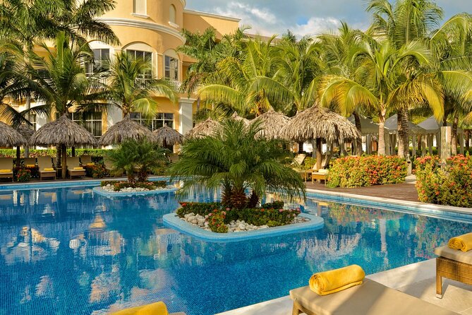 Private Airport Transfer to Iberostar Rose Hall Resort - The ride itself: private comfort in about 25 minutes