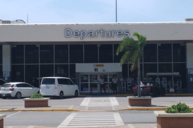 Private Airport Transfers to Royalton Blue Waters and White Sand - First Meet-Up at MBJ: Find Your Driver Fast
