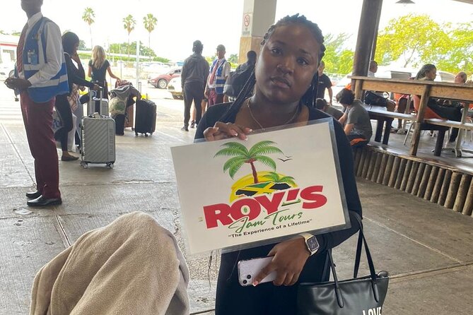 Private Montego Bay Airport MBJ to Montego Bay Hotels/ Resorts - Local Flavor from the Driver: Culture Tips Without Turning It Into a Tour