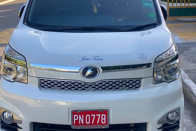 Private Montego Bay Airport Transfer To Hotels in Falmouth - Typical Arrival Timing: About 40 Minutes to 1 Hour