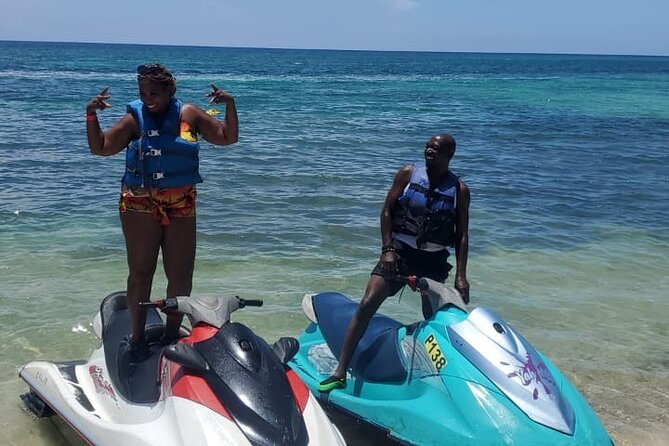 Private Parasailing and Jet Skiing at Montego Bay - Jet Skiing: Dominating the Waves Without Waiting on Others