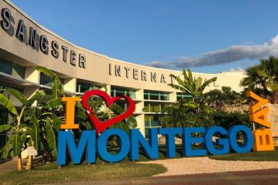 Private Round Trip Airport Transfer From Montego Bay Hotels - Flight tracking: the timing edge you’ll actually feel