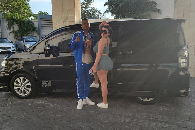 Private Round Trip Airport Transfer from Montego Bay to Negril - Meeting Your Driver at MBJ: Name Board + Luggage Help