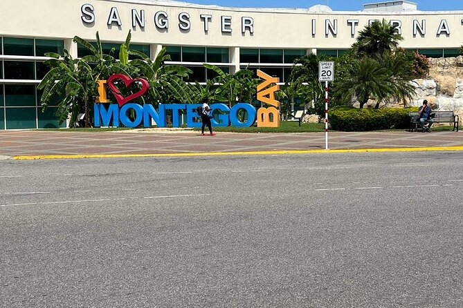 Private Round Trip from Sangster International Airport to Negril - Entering Sangster Airport With a Named Driver and a Simple Plan
