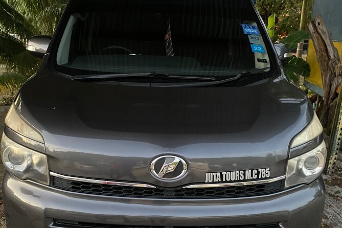 Private Sangsters Int. Airport Pickup to Montego Bay Resorts - Getting picked up smoothly: what to have ready before you leave the airport