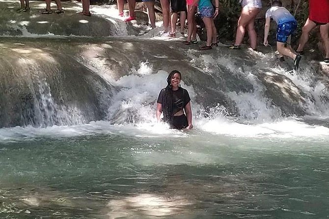 Private Tour Montego Bay To Blue Hole and Dunns River falls - Dunns River Falls: Bands, Lifeguards, and the 600-Foot Water Climb