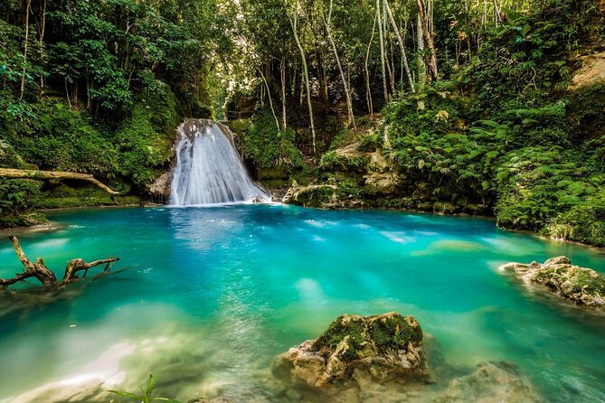Private Tour To Blue Hole and Dunn’s River from Montego Bay - When this 4–6 hour combo is the right fit