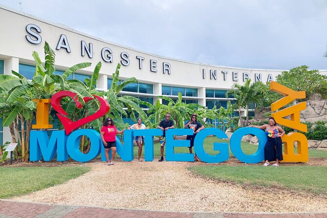 Private Transfer From Montego Bay Airport to Hotels in MontegoBay - Price and value: Is $20 per person a fair deal?