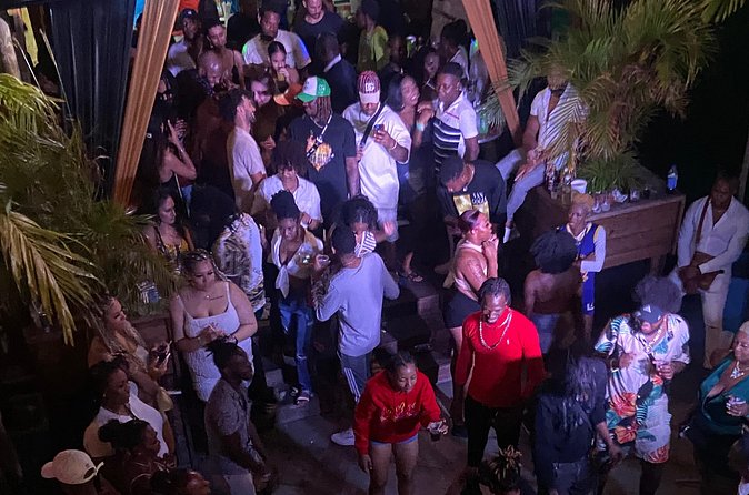Private Transfer Nightlife 2727 Lounge and Taboo in Montego Bay - Mobile ticket and on-the-ground confirmation that helps