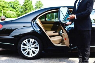 Private Transfers: Montego Bay Airport ↔ Ocho Rios Area - Flight tracking: why it matters more than you think
