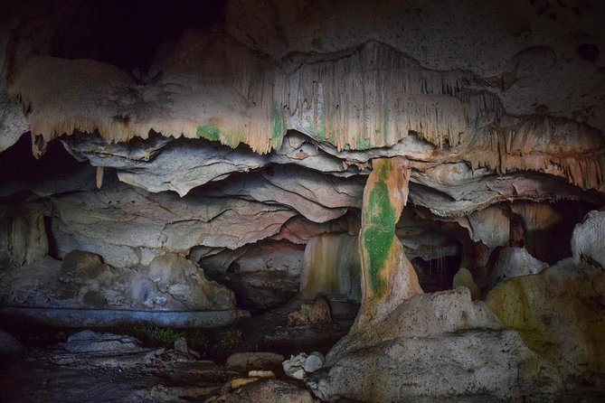 Private transportation from Montego Bay to Green Grotto Caves Attraction - A private, air-conditioned ride with WiFi and real conversation
