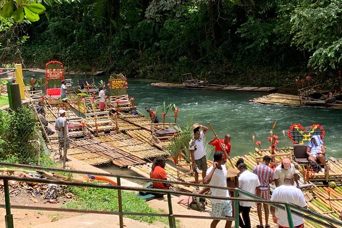 Rafting on the Martha Brae - Getting from Montego Bay to the river: A/C comfort and quick context