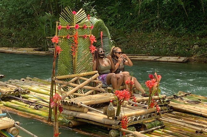 Rafting on the Martha Brae - Comfort and practicalities: what to bring and what to expect