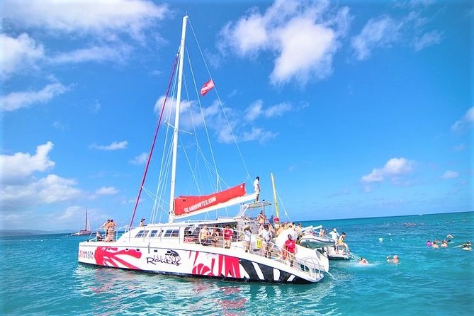 Reggae Catamaran and Snorkeling Open Bar Cruise Montego Bay - Open Bar, Appetizers, and the DJ Reggae Vibe (How Loud Is It?)