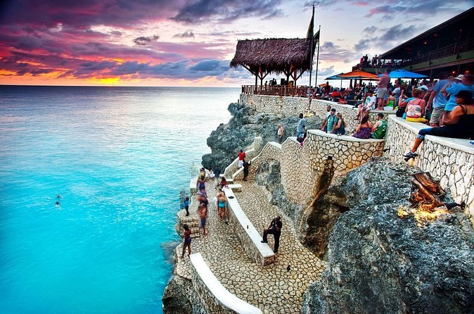 Rick's Cafe and 7 Mile Beach from Montego Bay - FAQ