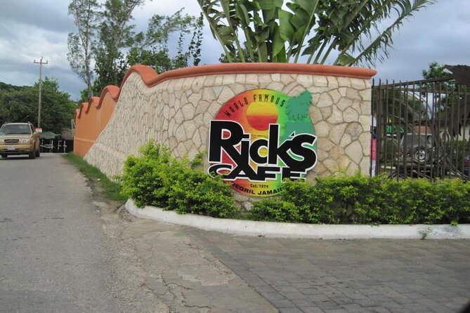 Ricks Cafe and Negril Seven Miles Beach Irie Tour - Key highlights you’ll care about