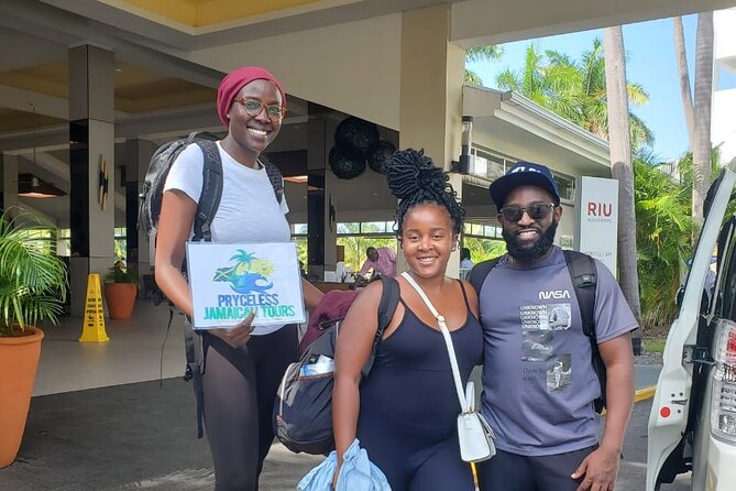 RIU Reggae Palace and RIU Montego Bay Private Airport Transfer - Practical tips to make the pickup go smoothly