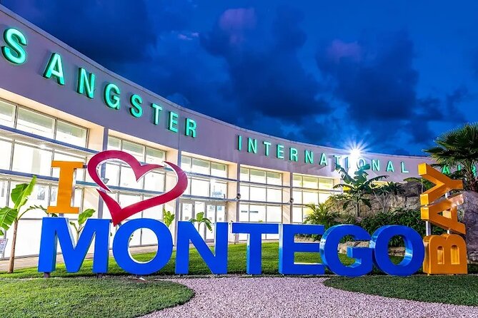 Round Trip Sangsters Montego Bay Airport to Ocho Rios transfers - Private VIP Transfer From Montego Bay Airport to Ocho Rios