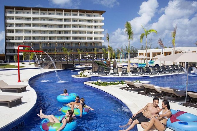 Royalton Hotel & RIU Aquarelle-Private Roundtrip Airport Transfer - Getting Met at Sangster International Airport (No Guesswork)