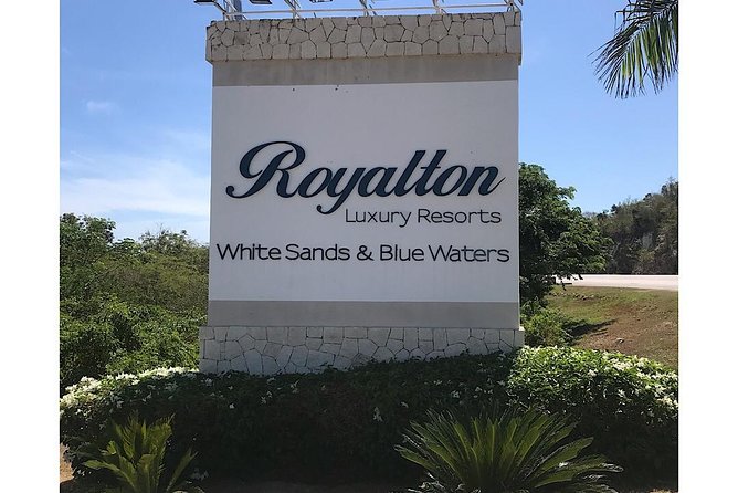Royalton Hotel & RIU Aquarelle-Private Roundtrip Airport Transfer - What the Driver Feedback Highlights (Kevin and TommyBoy)
