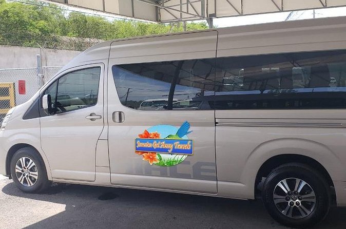 Sandals South Coast Private Transfers from Montego Bay Airport - Timing and logistics that matter on arrival day