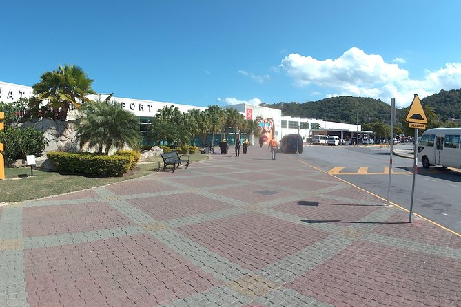 Sangster International Airport Transfer to Hotels (MBJ) Montegobay Jamaica - Price of $67.23 Per Person: What You’re Paying For