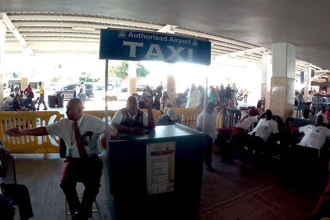 Sangster International Airport Transfer to Hotels (MBJ) Montegobay Jamaica - What Happens Once You’re in the Car: First Stops, Smooth Arrival