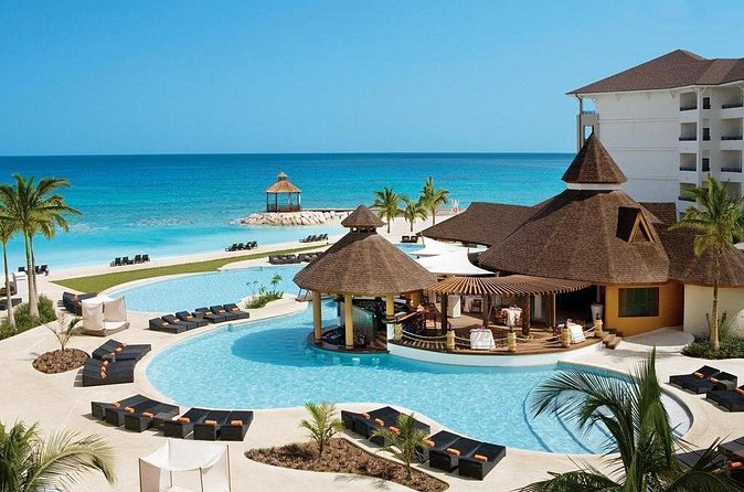 Secrets Resort Airport Transfer - Where you’ll be picked up: airport and cruise ports covered