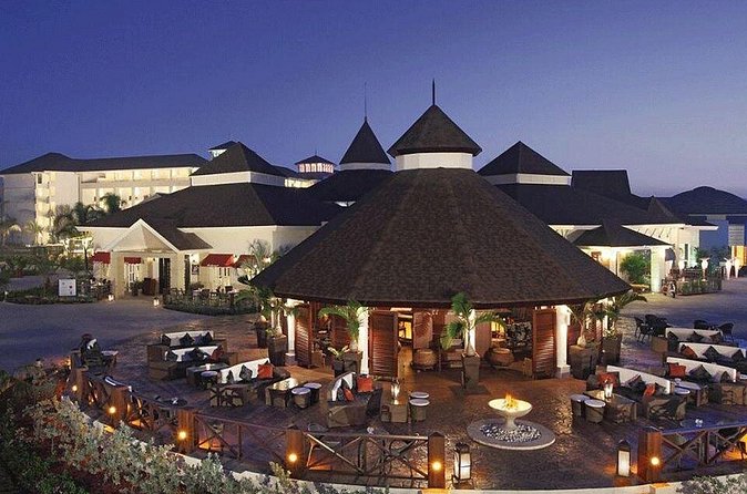 Secrets St. James Private Airport Transfer - Price and value: what $20 per person really means