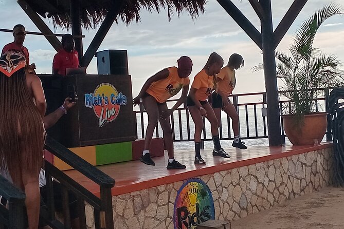 Seven Miles Beach in Negril and Ricks Cafe from Montego Bay - Timing Tips: How to Make a Long Day Feel Shorter