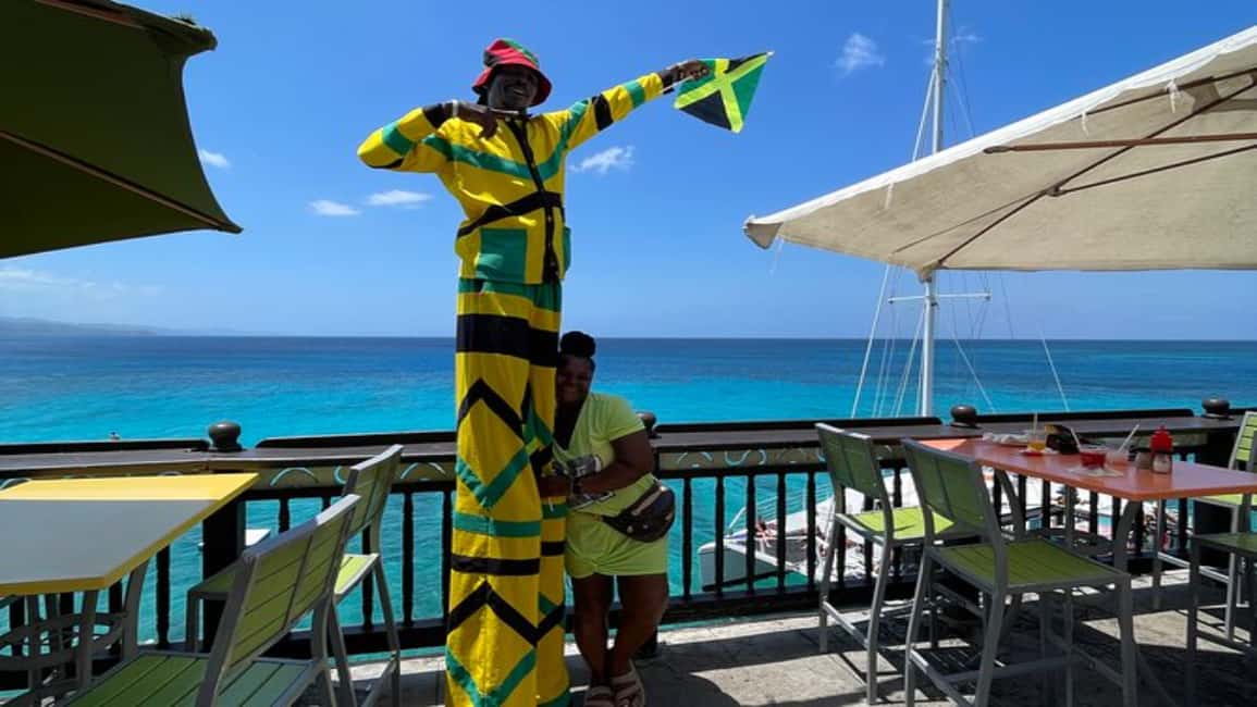 Shopping & Sightseeing Local Guided Tour In Montego Bay - Pickup and the Air-Conditioned Van: Small Detail, Big Comfort