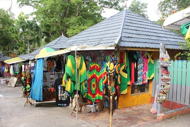 Sightseen tour and Souvenir shopping with private transportation in Montego Bay - Quick Practical Tips So You Don’t Overspend