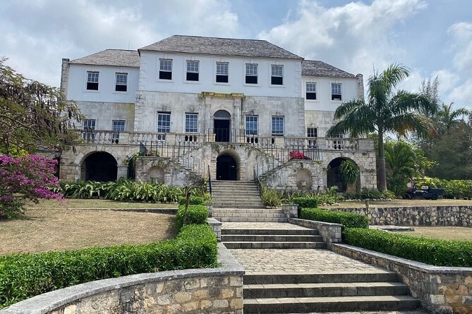 Sightseen tour and Souvenir shopping with private transportation in Montego Bay - Your Guide: From Price Tips to History Stops