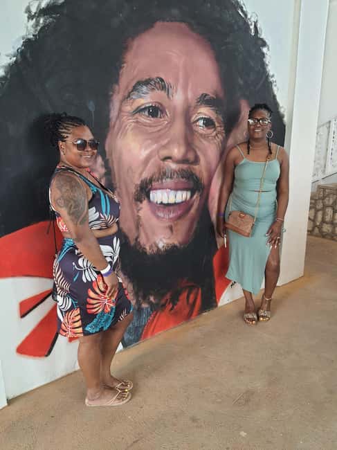 The Official Nine Mile Bob Marley Museum Guided Tour - What you’ll see inside: records, awards, instruments, murals, and film