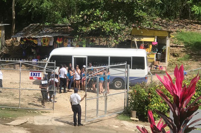 Transportation and Tour from Montego Bay to Blue Hole/Secret Falls - First Stops: Christopher Columbus Park and Naranda Bauxite Plant Sight